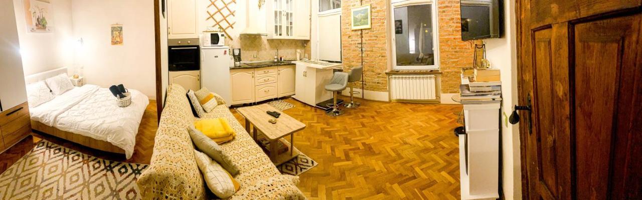 Charm Old Town Studio Μπρασόβ Εξωτερικό φωτογραφία